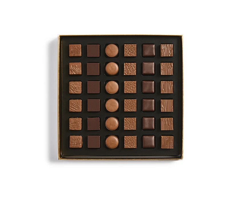 Шоколадные конфеты, пралине Malline of Christmas Classics 36шт PIERRE MARCOLINI, 234гр_1