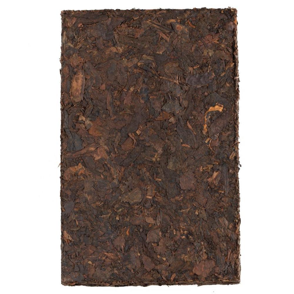 Шу пуэр Плитка №7562 в бамбуковом листе, 230-250г