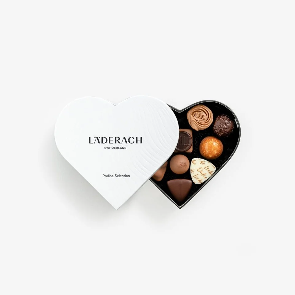 Пралине ассорти (сердечки) - 11 штук LADERACH, 125г