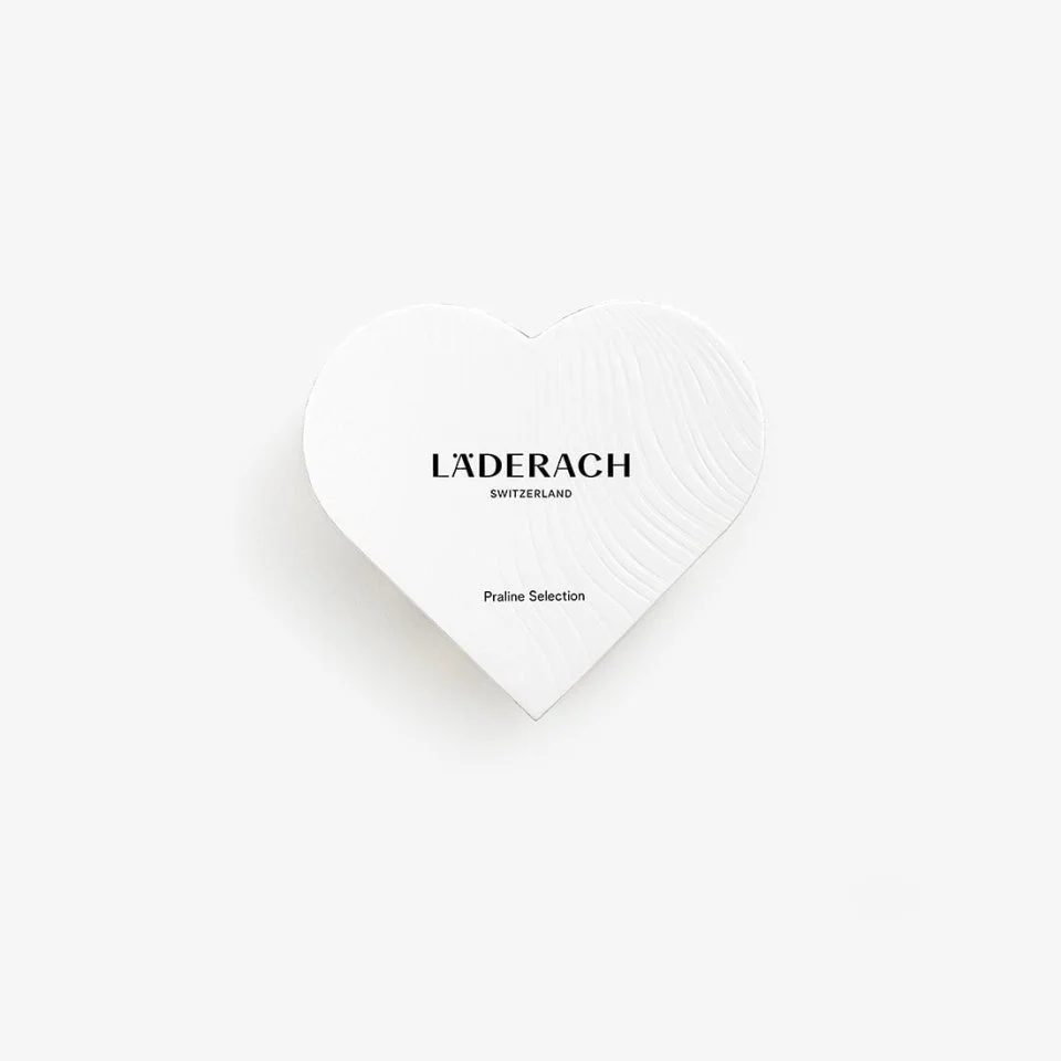 Пралине ассорти (сердечки) - 11 штук LADERACH, 125г